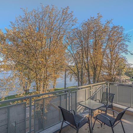 Holiday Beach Budapest Wellness Hotel With Sauna Park Екстериор снимка
