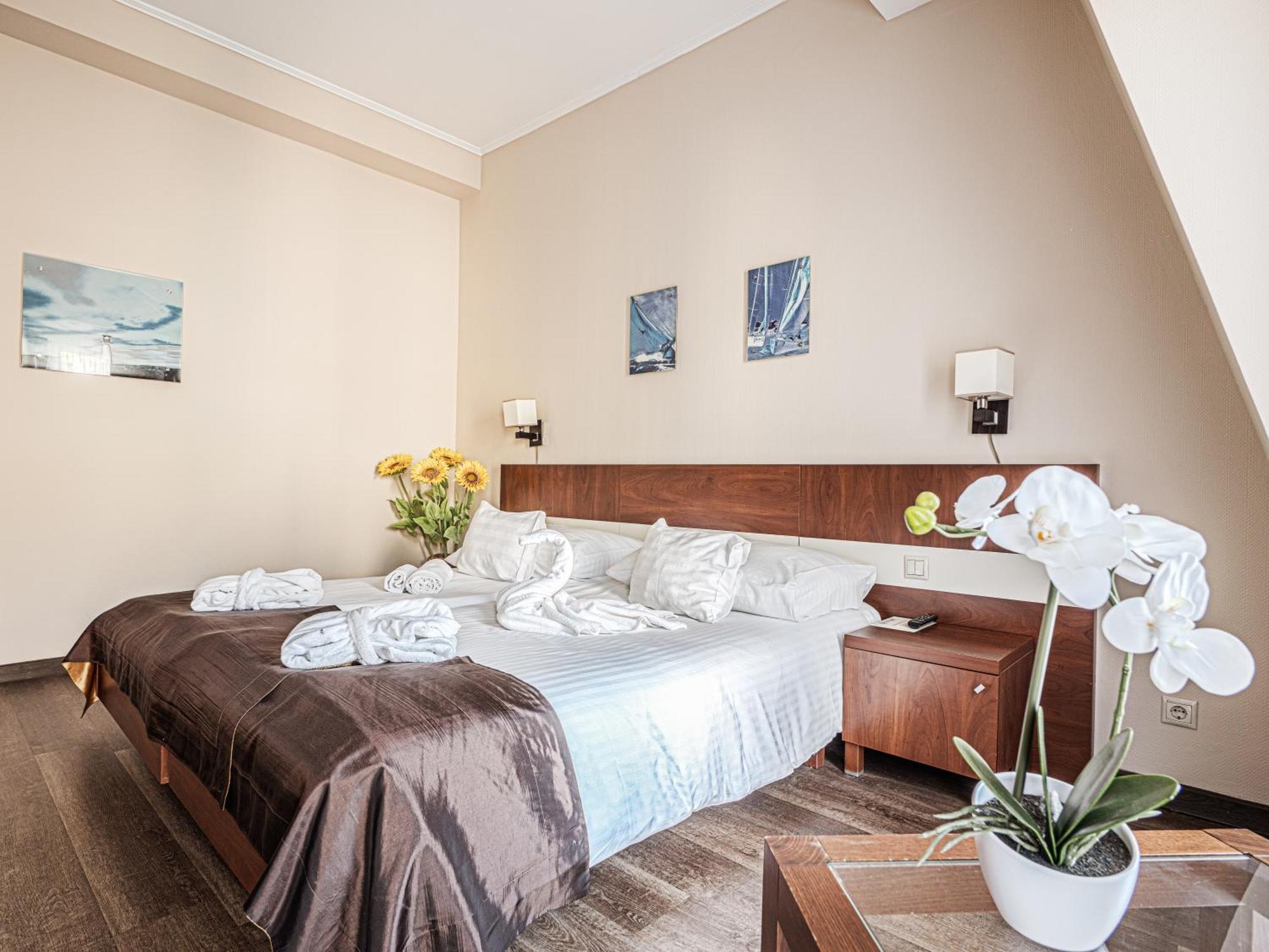 Holiday Beach Budapest Wellness Hotel With Sauna Park Екстериор снимка